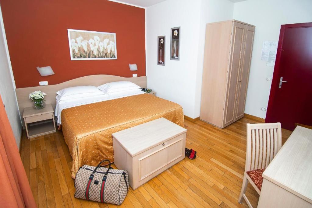Hotel La Colonna Σιένα Εξωτερικό φωτογραφία